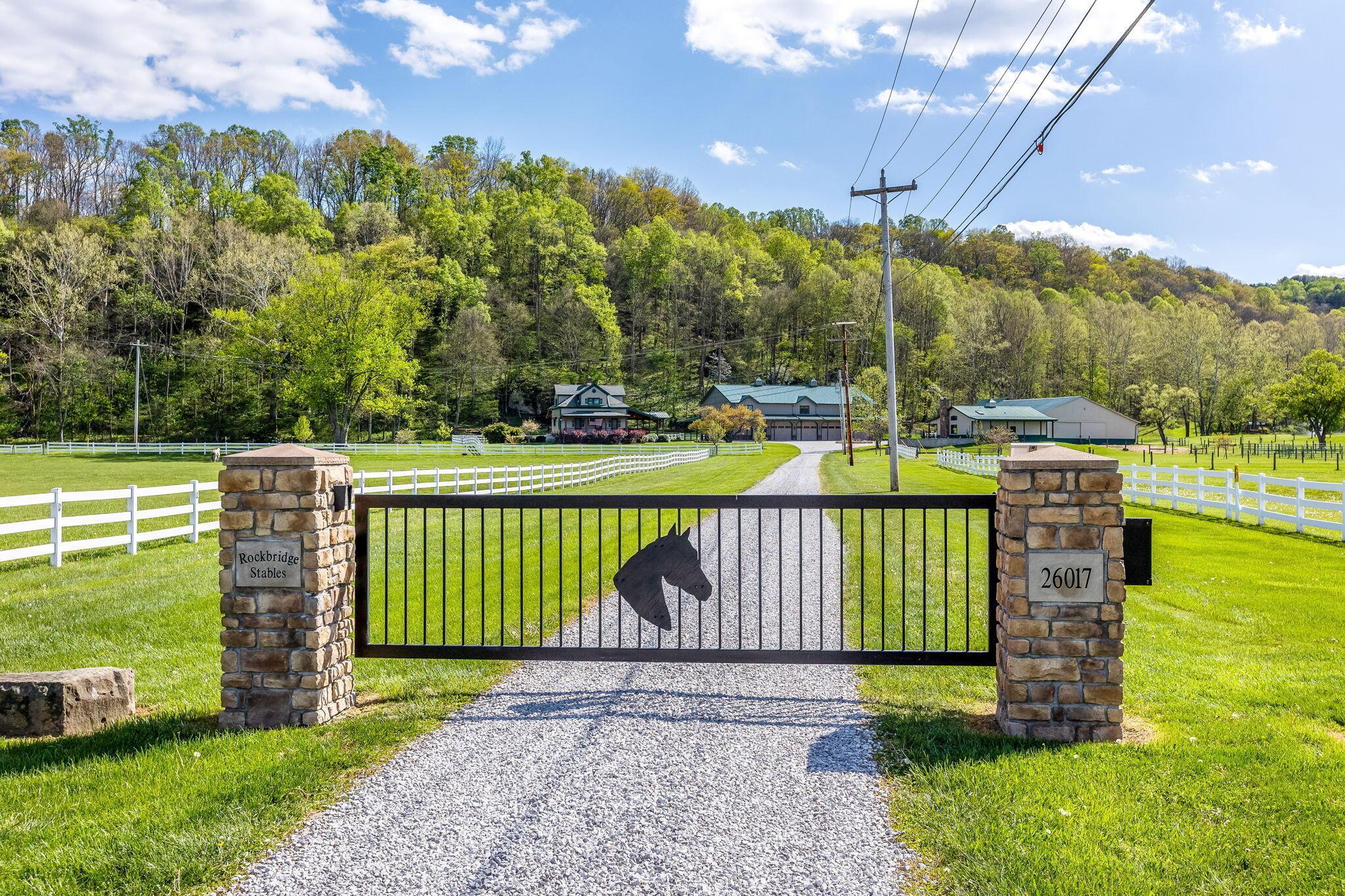 26019 Bailey Road Rockbridge, OH 43149 - Photo 89 of 110 89-web-or-mls-_S5A5318