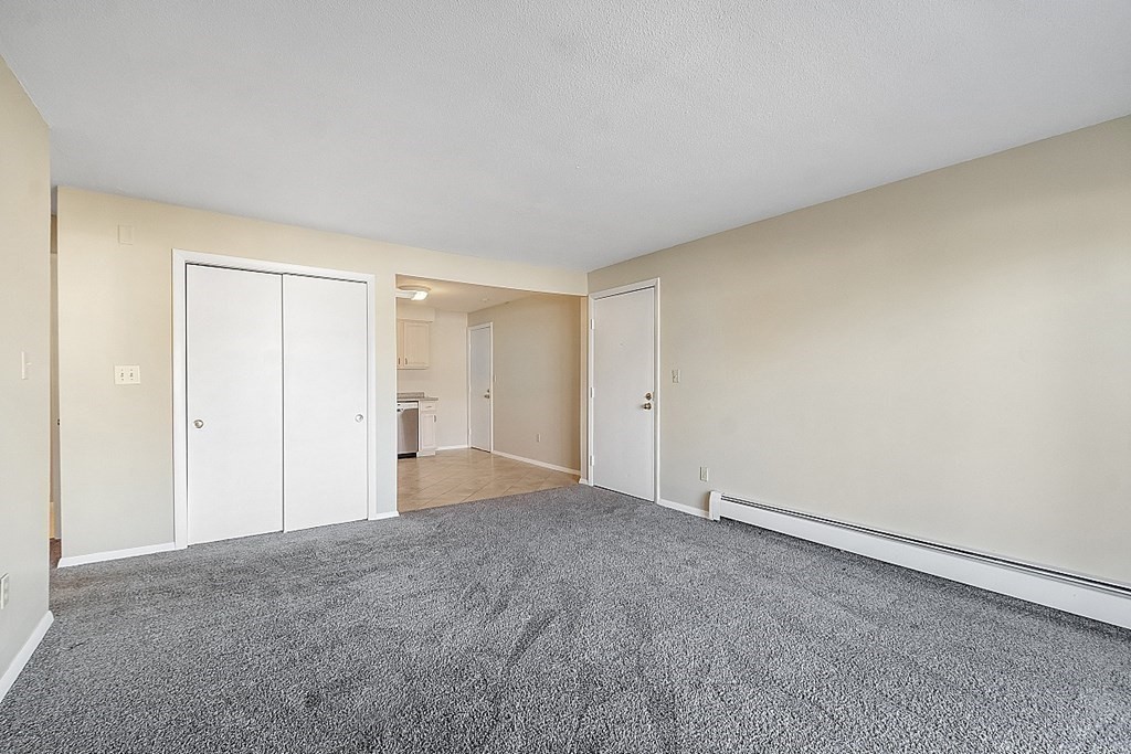 88 Beacon Street, Unit 5 Lawrence, MA 01843 - Photo 3 of 21