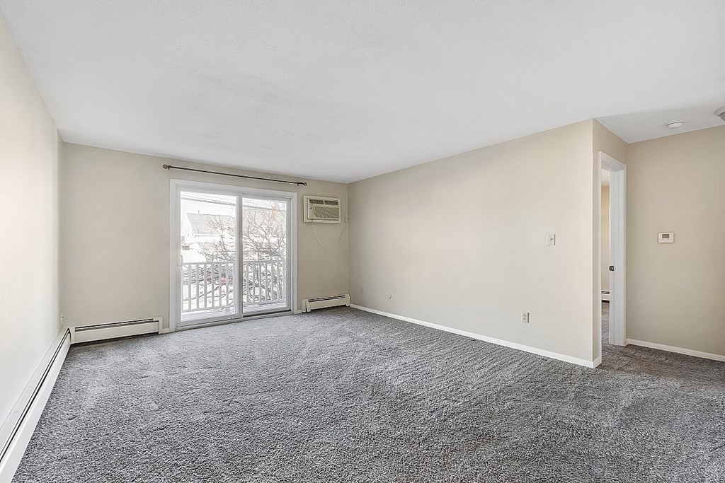 88 Beacon Street, Unit 5 Lawrence, MA 01843 - Photo 4 of 21
