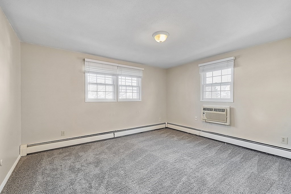 88 Beacon Street, Unit 5 Lawrence, MA 01843 - Photo 8 of 21