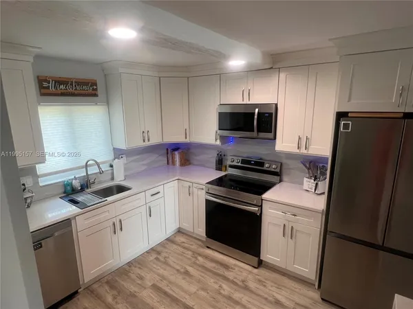 $2,000 | 1561 Northeast 12th Terrace, Unit ##, Jensen Beach, FL 34957