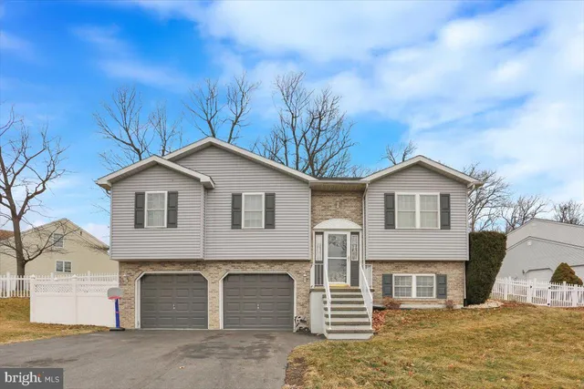 $320,000 | 32 Jack And Jill Drive, Schuylkill Haven, PA 17972
