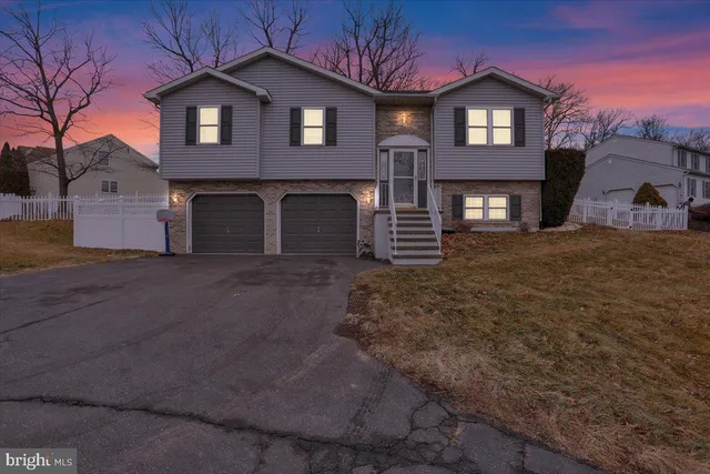 $320,000 | 32 Jack And Jill Drive, Schuylkill Haven, PA 17972