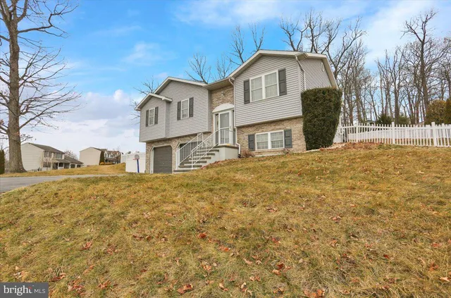 $320,000 | 32 Jack And Jill Drive, Schuylkill Haven, PA 17972