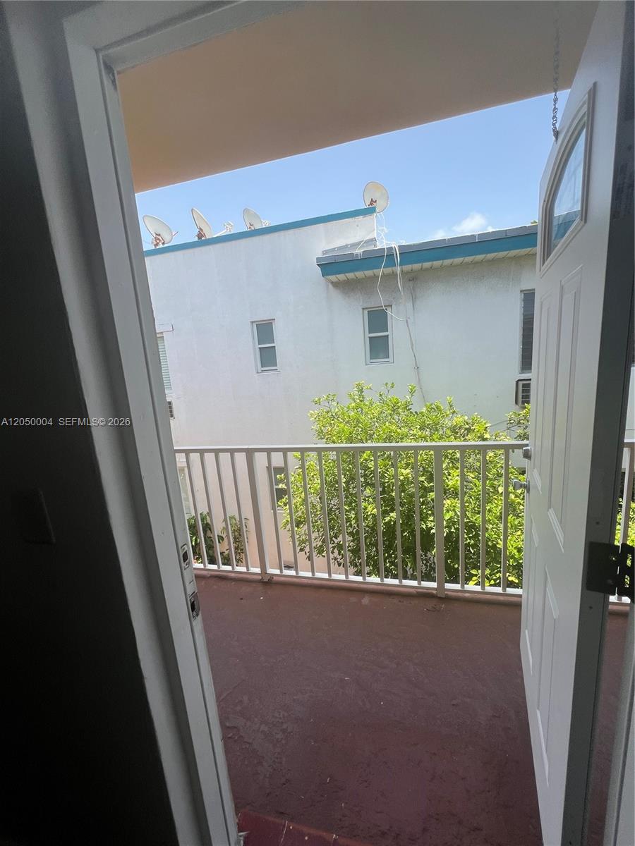 7720 Harding Avenue, Unit 9 Miami Beach, FL 33141 - Photo 4 of 27