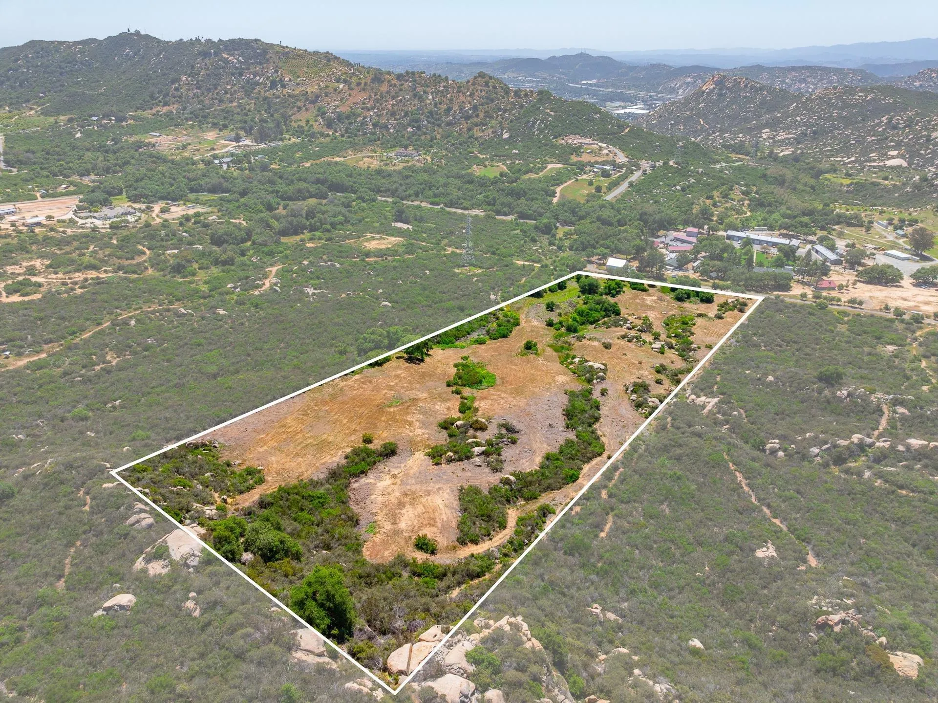 Rainbow Heights Road Fallbrook, CA 92028 - Photo 14 of 19 a view of a lake with a mountain