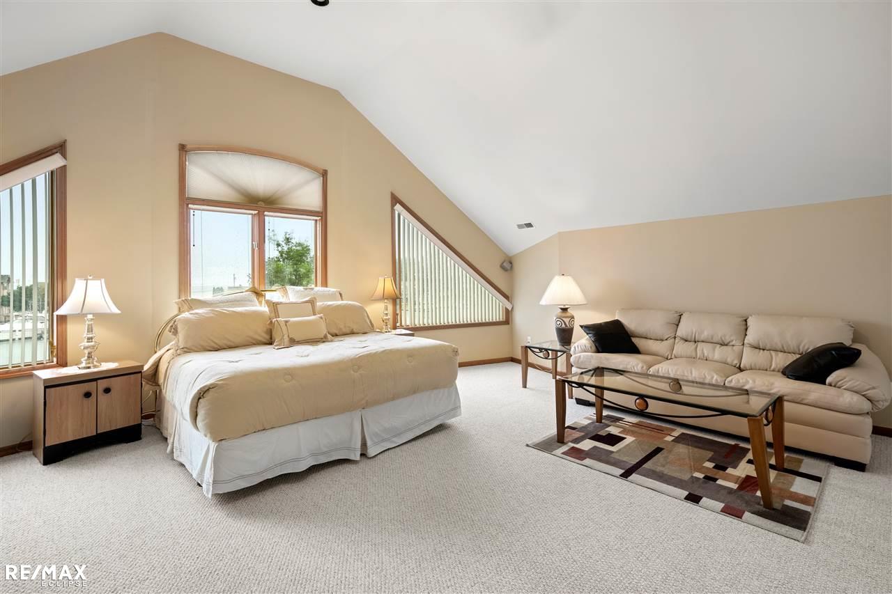 32405 South River Road Harrison Township, MI 48045 - Photo 22 of 52 50018144-21.JPG