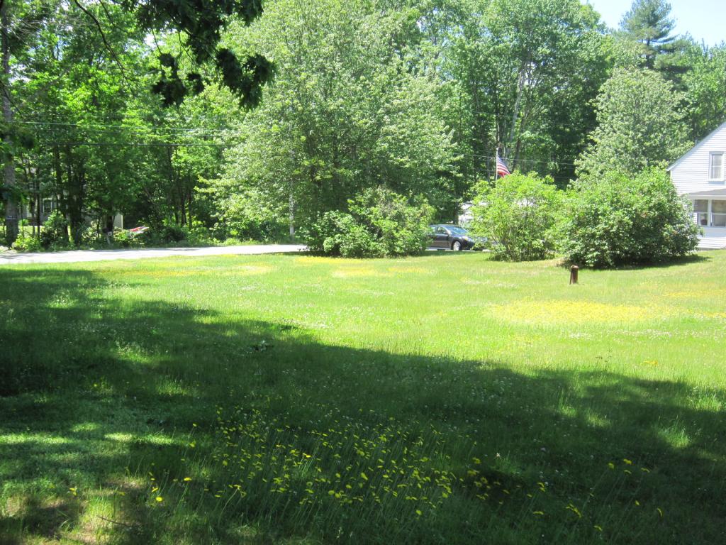 52 Whitehouse Road Rochester, NH 03867 - Photo 2 of 25
