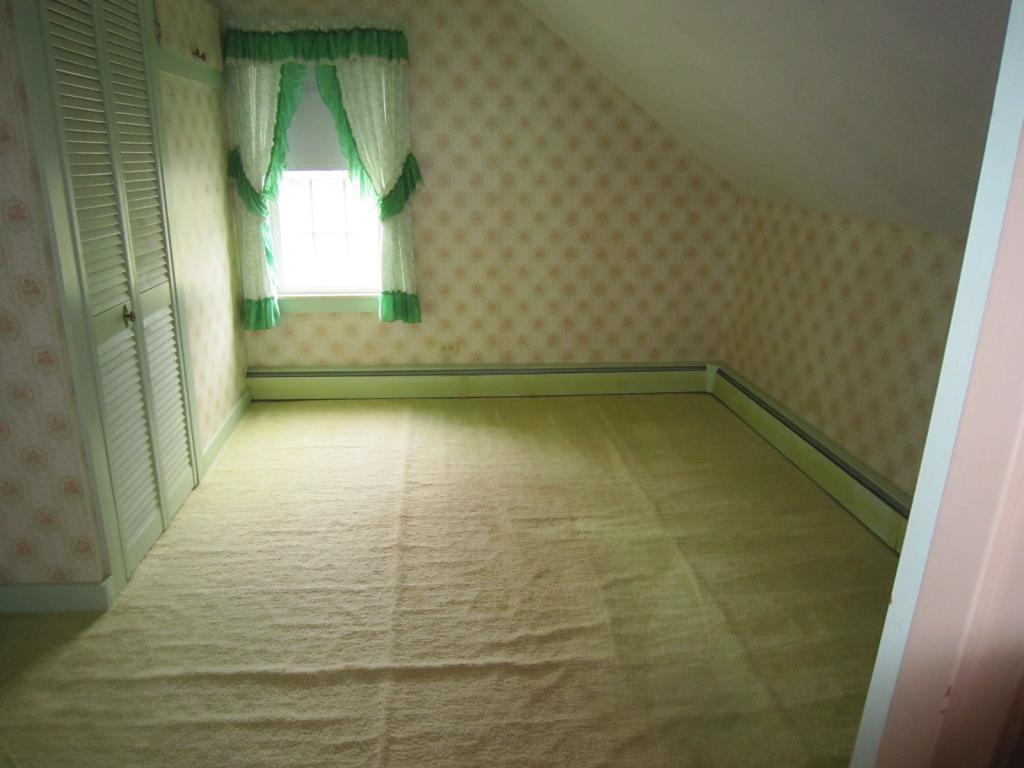 52 Whitehouse Road Rochester, NH 03867 - Photo 13 of 25