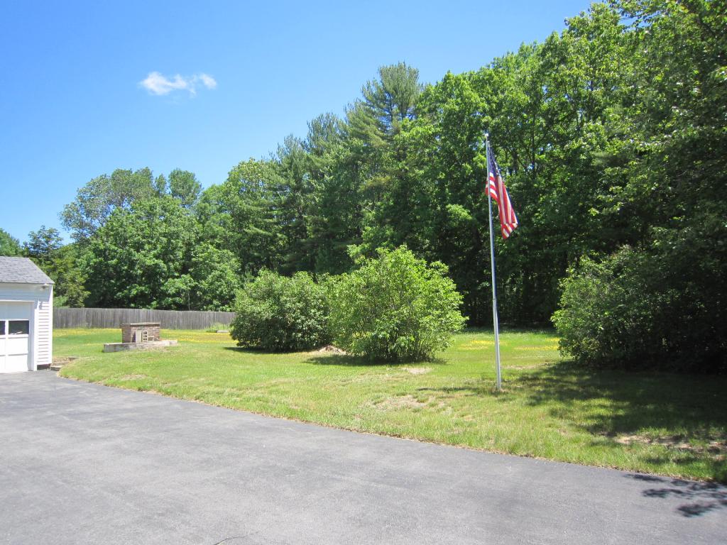 52 Whitehouse Road Rochester, NH 03867 - Photo 5 of 25