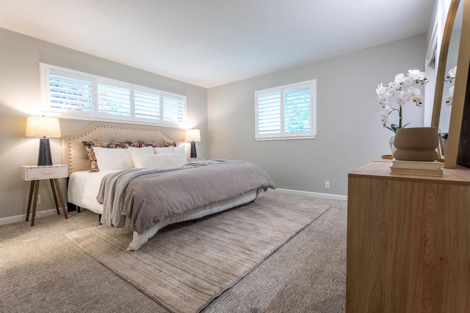 4631 Nickles Way Sacramento, CA 95864 - Photo 24 of 40 a bedroom with a bed and a window