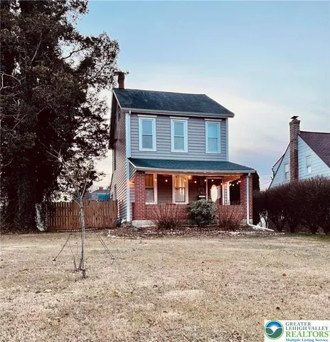 $337,000 | 302 North 2nd Street, Emmaus, PA 18049