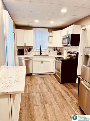 $337,000 | 302 North 2nd Street, Emmaus, PA 18049