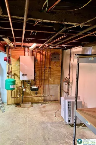 $337,000 | 302 North 2nd Street, Emmaus, PA 18049