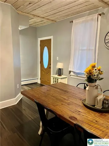 $337,000 | 302 North 2nd Street, Emmaus, PA 18049