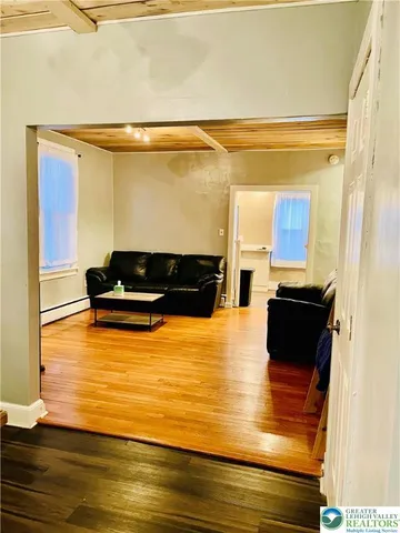 $337,000 | 302 North 2nd Street, Emmaus, PA 18049