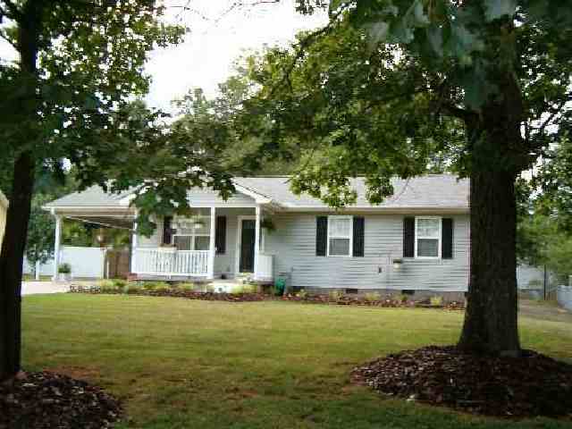 2517 Rolling Green Road Anderson, SC 29621 - Photo 1 of 9