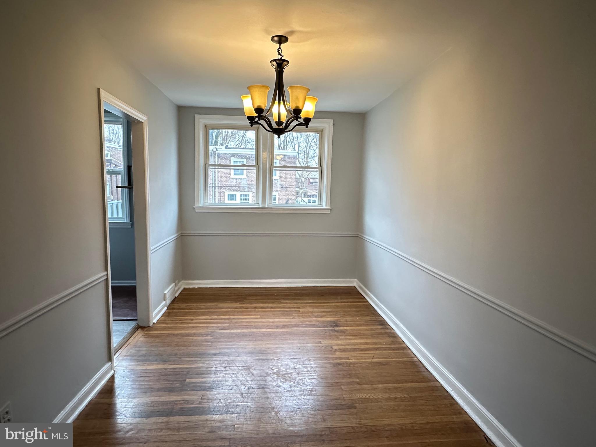 3237 Tyson Avenue Philadelphia, PA 19149 - Photo 3 of 10