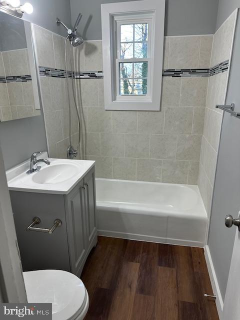 44 49th Street Southeast, Unit 302 Washington, DC 20019 - Photo 20 of 44 a bathroom with a sink a toilet and a bathtub