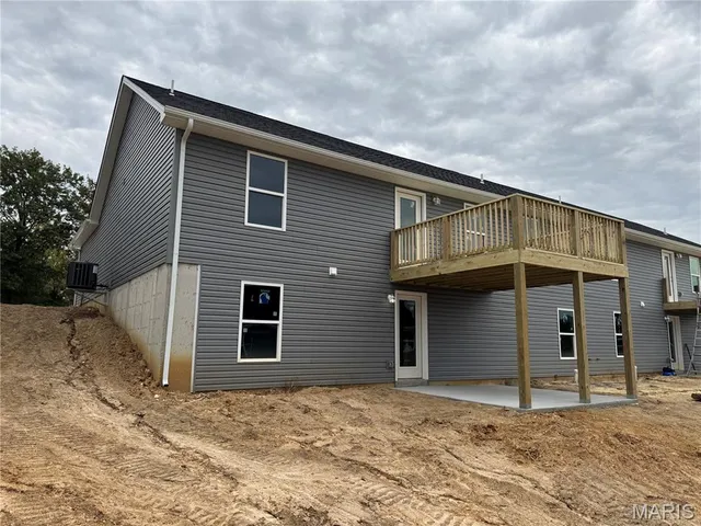 $274,900 | 278 Railroad Street, Moscow Mills, MO 63362