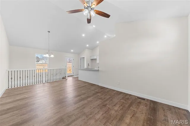 $274,900 | 278 Railroad Street, Moscow Mills, MO 63362