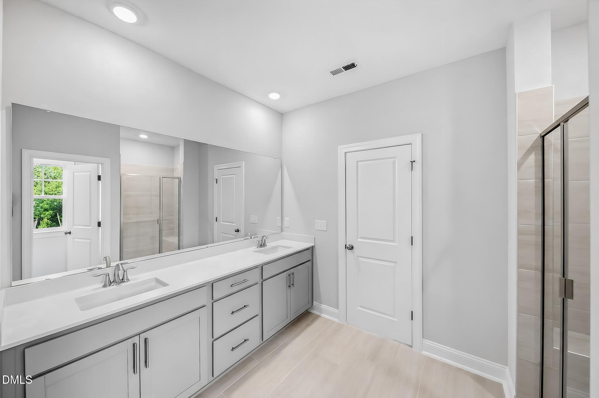 3101 Sandy Bluff Road Raleigh, NC 27616 - Photo 26 of 34 SUN_EverleeSummit_Pic_TryonIII-28