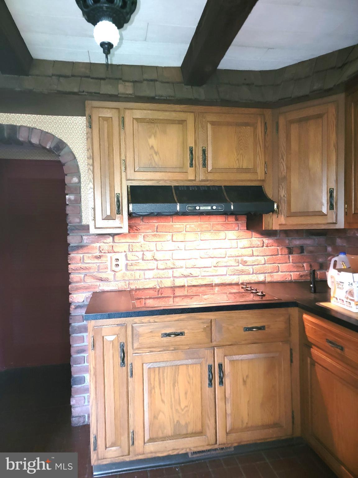 141 Greshville Road Boyertown, PA 19512 - Photo 8 of 22 Gallery Image 8