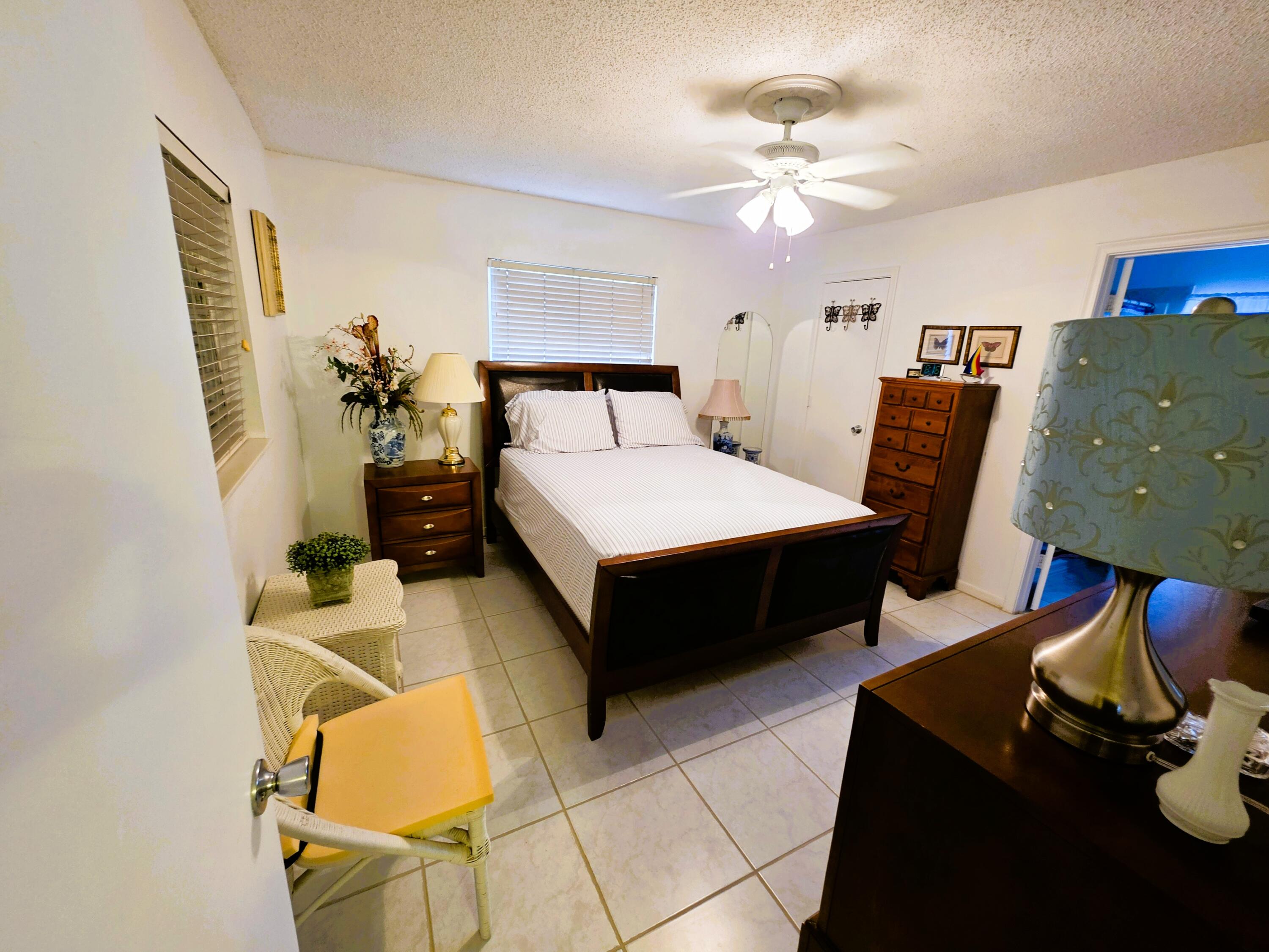 5404 Belleville Road West Palm Beach, FL 33417 - Photo 13 of 42 20260611_081548