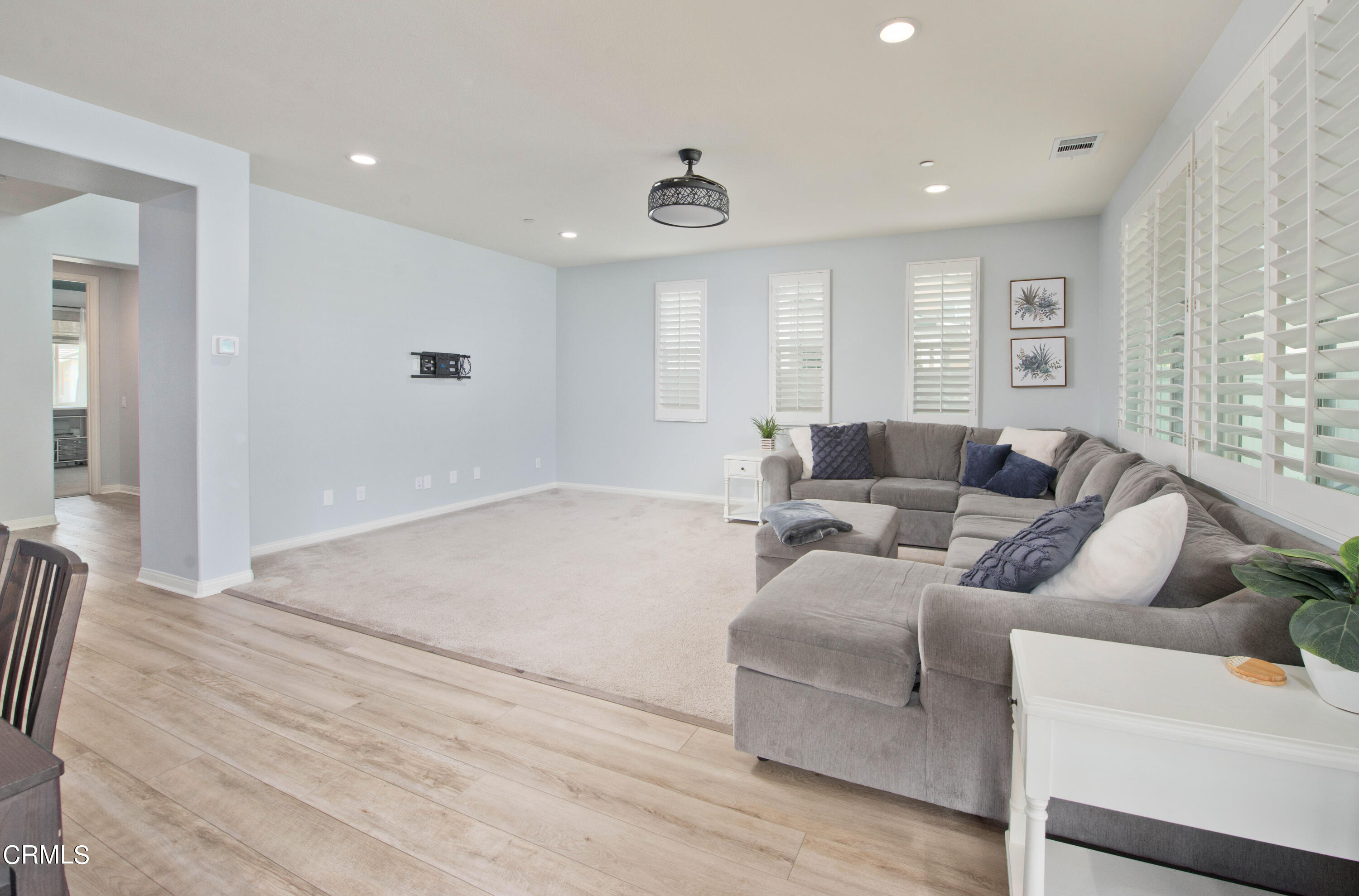 385 Azalea Street Fillmore, CA 93015 - Photo 17 of 50 a living room with furniture and a hard wood floor