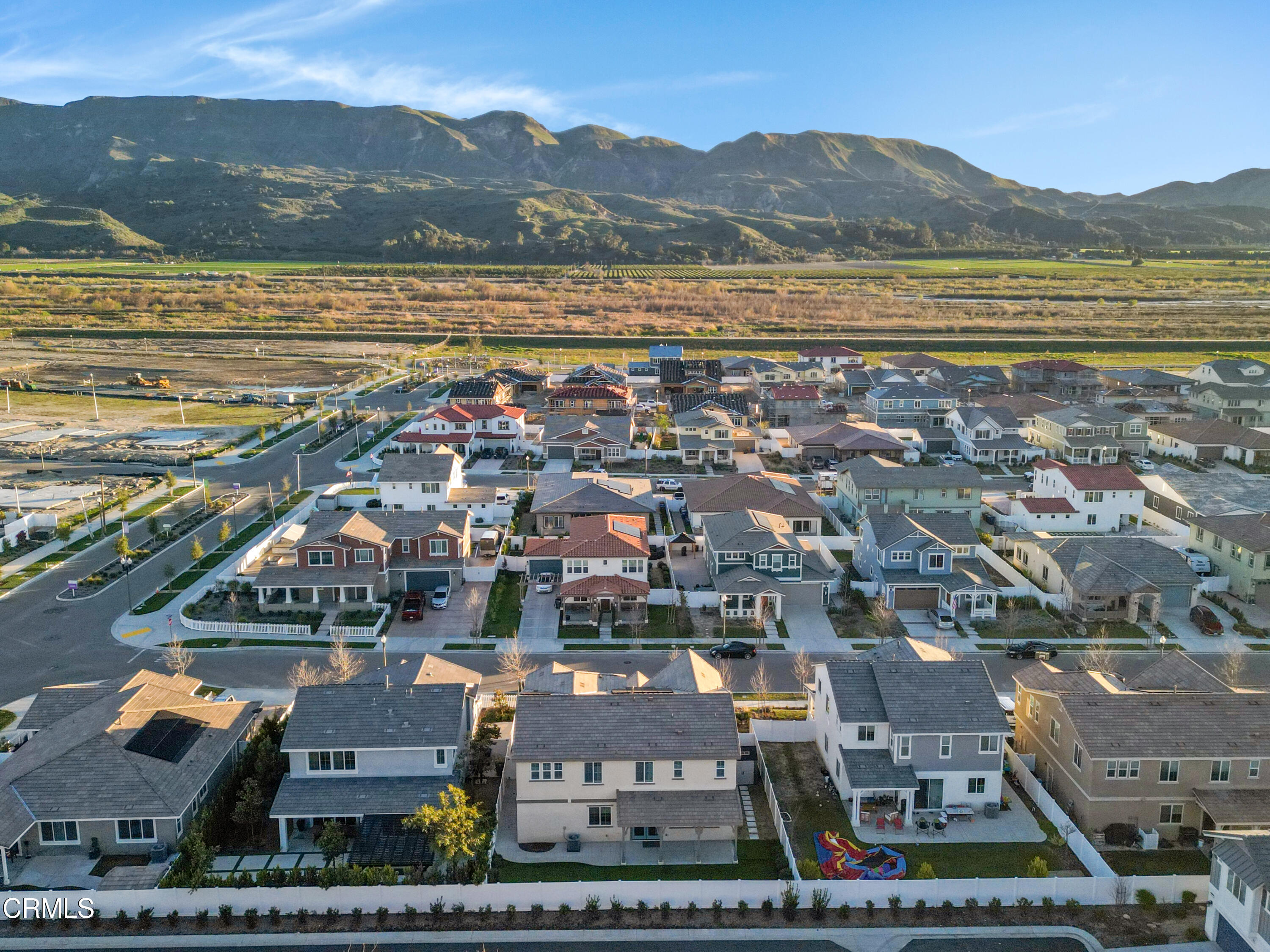 385 Azalea Street Fillmore, CA 93015 - Photo 49 of 50 a view of lake with mountain