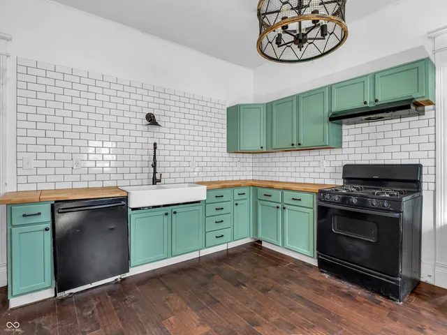 $215,000 | 422 East Main Street, Lebanon, IN 46052