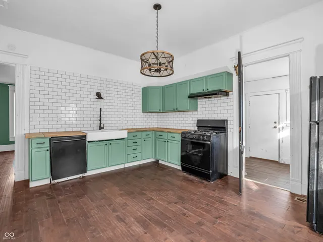 $215,000 | 422 East Main Street, Lebanon, IN 46052