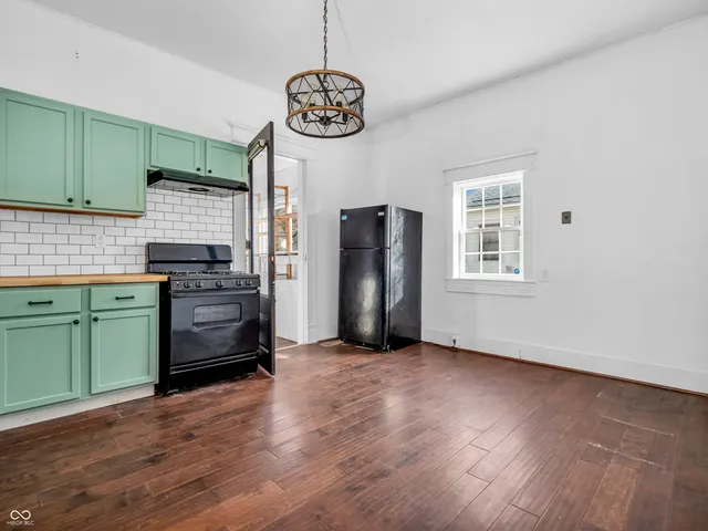 $215,000 | 422 East Main Street, Lebanon, IN 46052