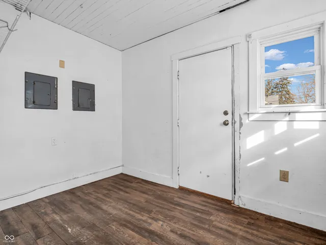 $215,000 | 422 East Main Street, Lebanon, IN 46052