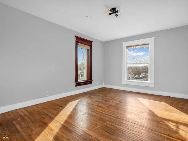 $215,000 | 422 East Main Street, Lebanon, IN 46052