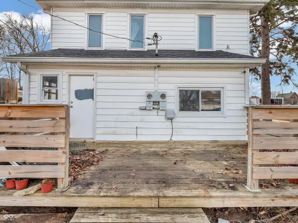 $215,000 | 422 East Main Street, Lebanon, IN 46052