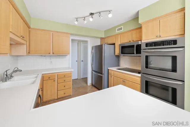$1,049,000 | 3535 1st Avenue, Unit 15A, San Diego, CA 92103