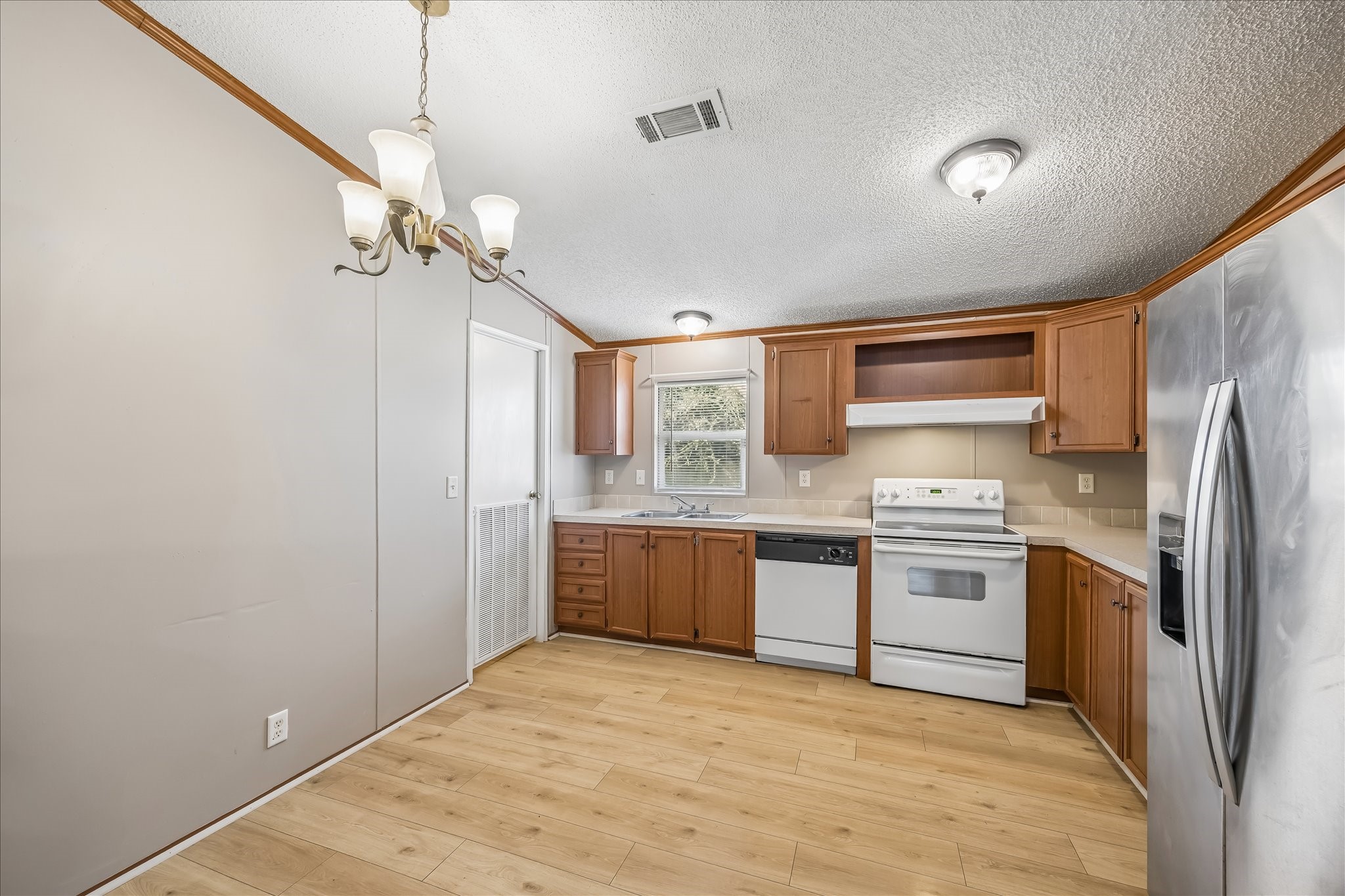 20635 Sleepy Hollow Spring, TX 77388 - Photo 10 of 20 Gallery Image 10