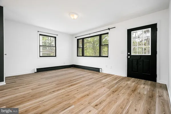 $199,999 | 413 D Street, Mountain Lake Park, MD 21550