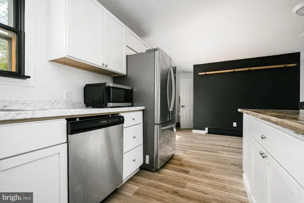 $199,999 | 413 D Street, Mountain Lake Park, MD 21550