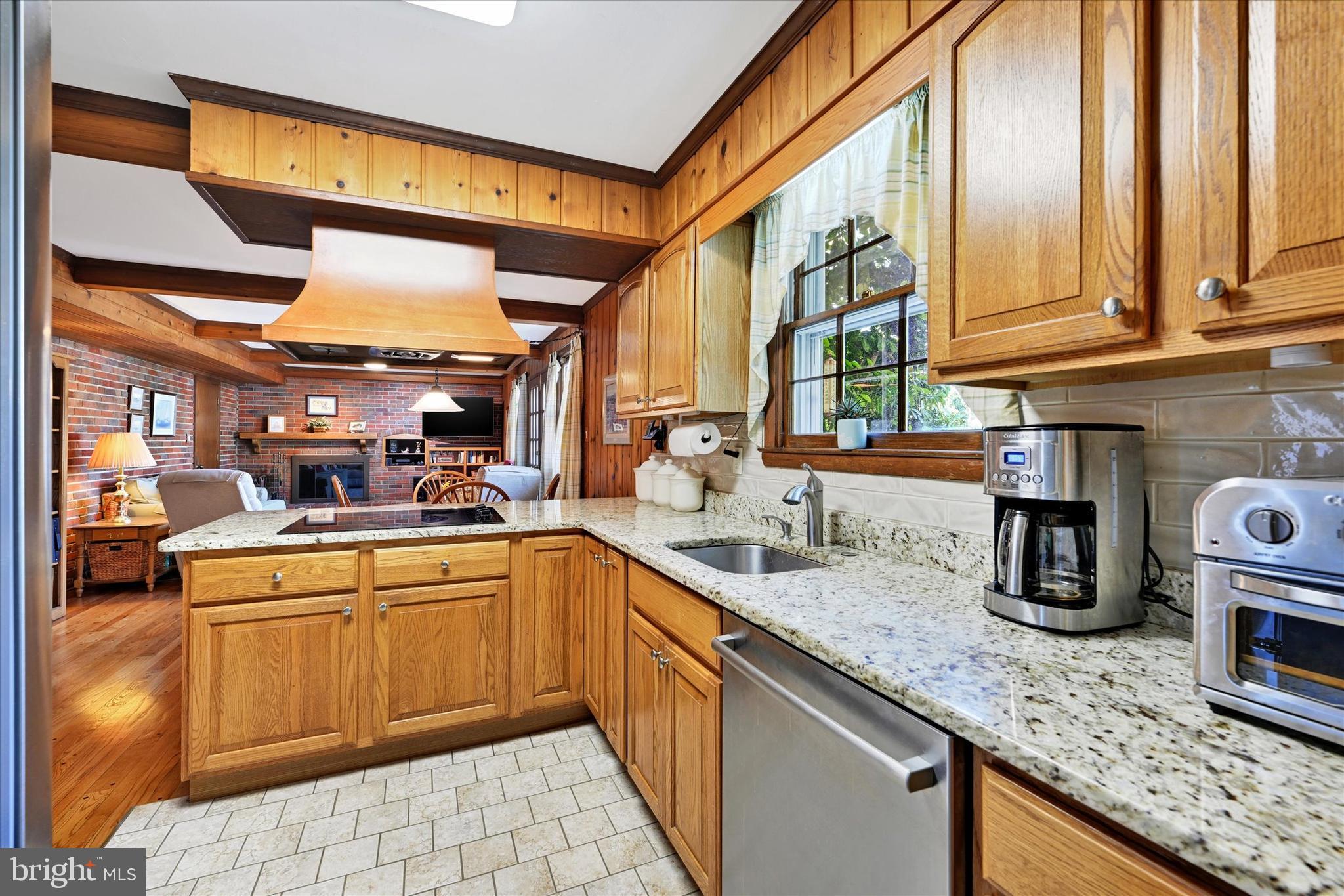 122 Tregarone Road Lutherville-Timonium, MD 21093 - Photo 12 of 30 Gallery Image 12