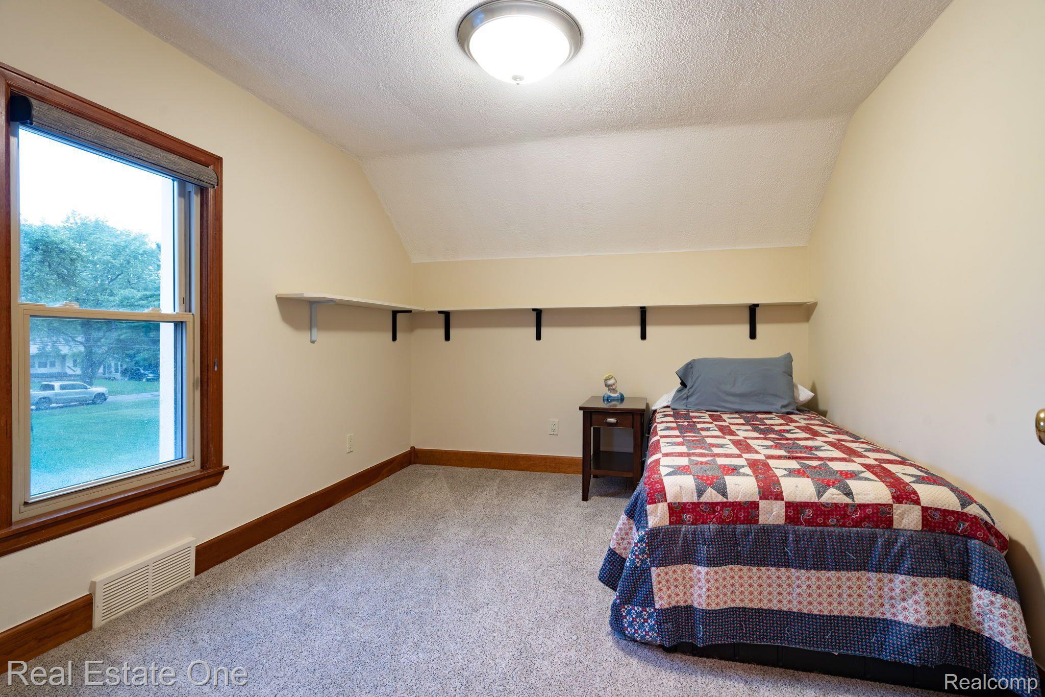 461 Shortridge Avenue Rochester, MI 48307 - Photo 36 of 48 Gallery Image 36