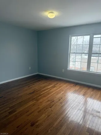 $2,600 | 537 South 18th Street, Newark, NJ 07103