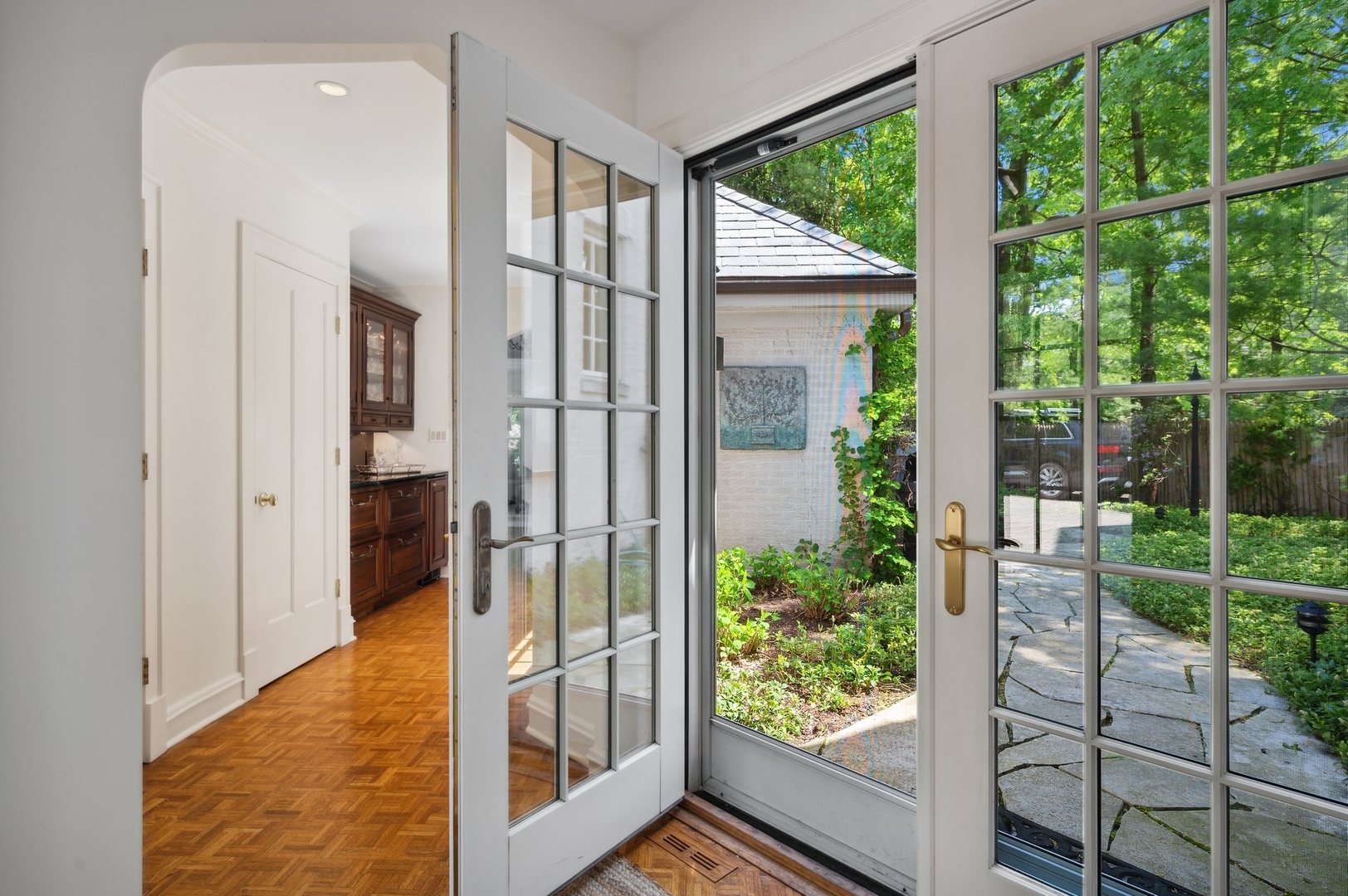 1140 Seneca Road Wilmette, IL 60091 - Photo 23 of 65