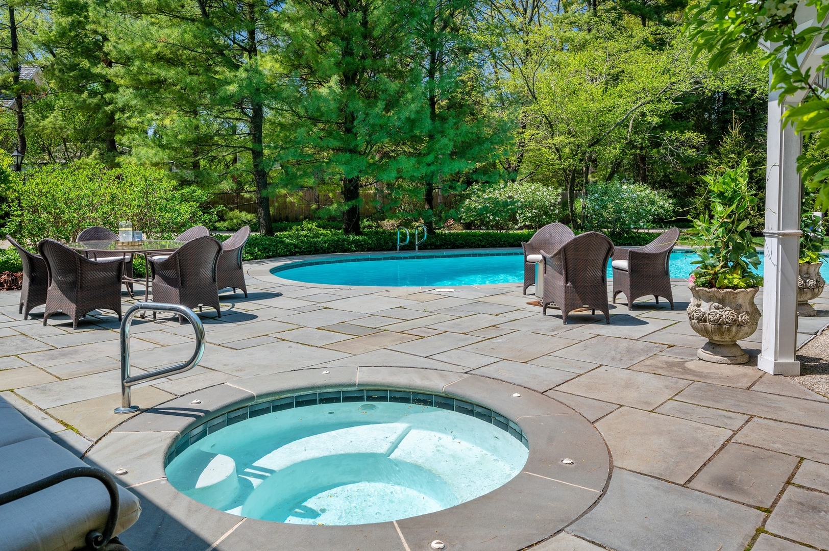 1140 Seneca Road Wilmette, IL 60091 - Photo 57 of 65 a view of a backyard with sitting area