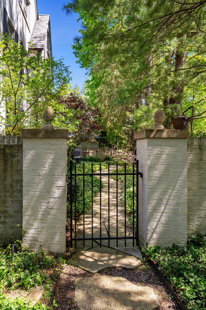 1140 Seneca Road Wilmette, IL 60091 - Photo 59 of 65