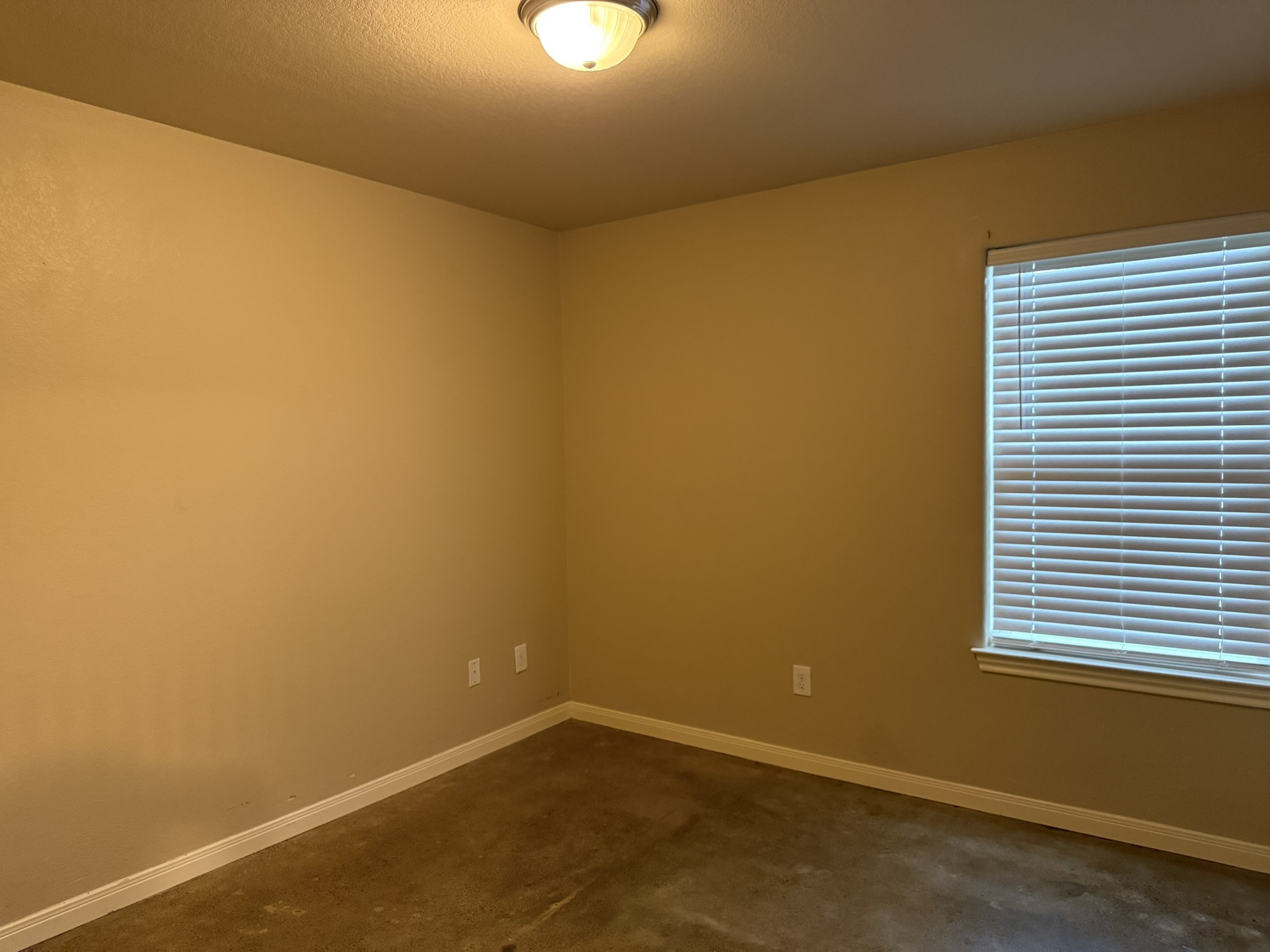 11817 13th Street Santa Fe, TX 77510 - Photo 18 of 23 Third bedroom also has a large closet.