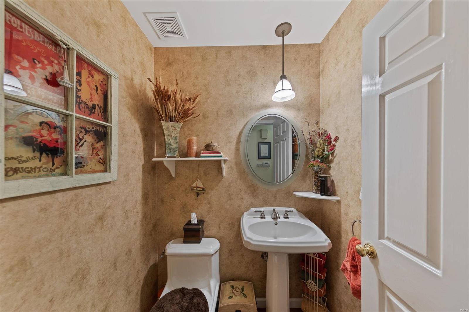 901 Dielman Road Olivette, MO 63132 - Photo 23 of 27 Gallery Image 23