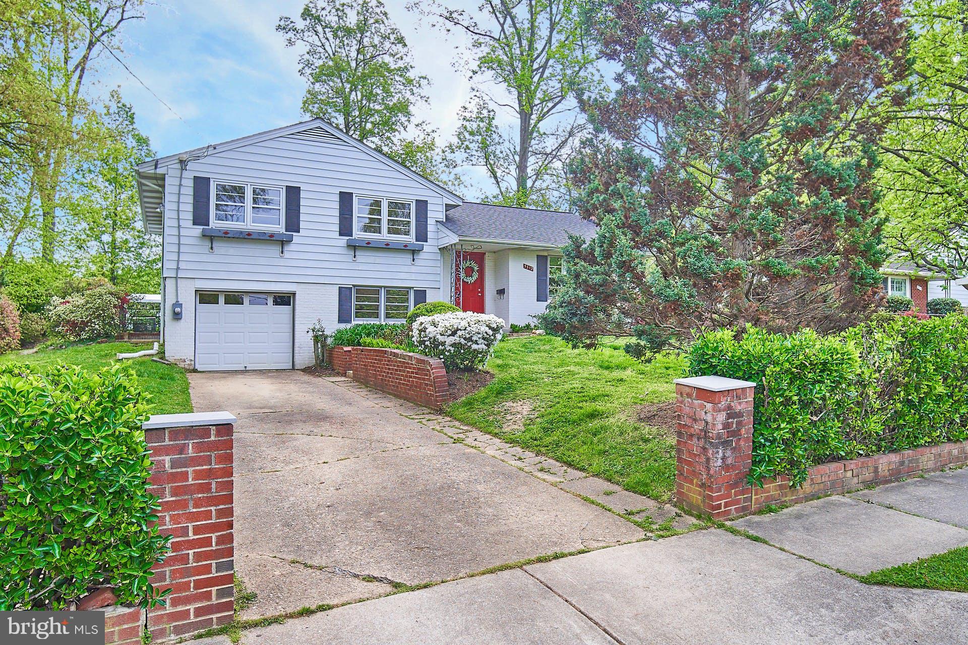 5312 Ferndale Street Springfield, VA 22151 - Photo 3 of 31 Sited on nice-sized lot