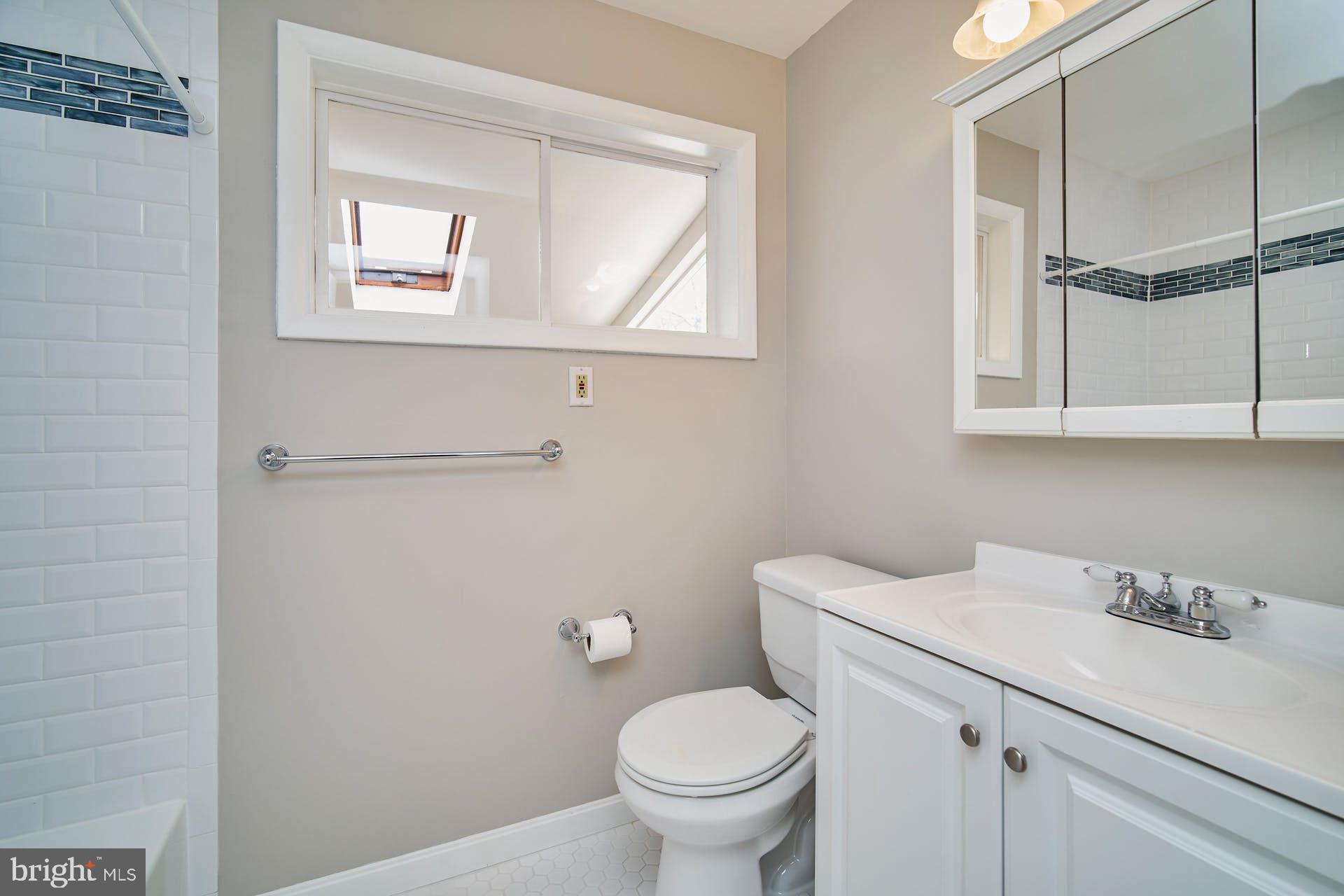 5312 Ferndale Street Springfield, VA 22151 - Photo 22 of 31 Remodeled upper level full bath